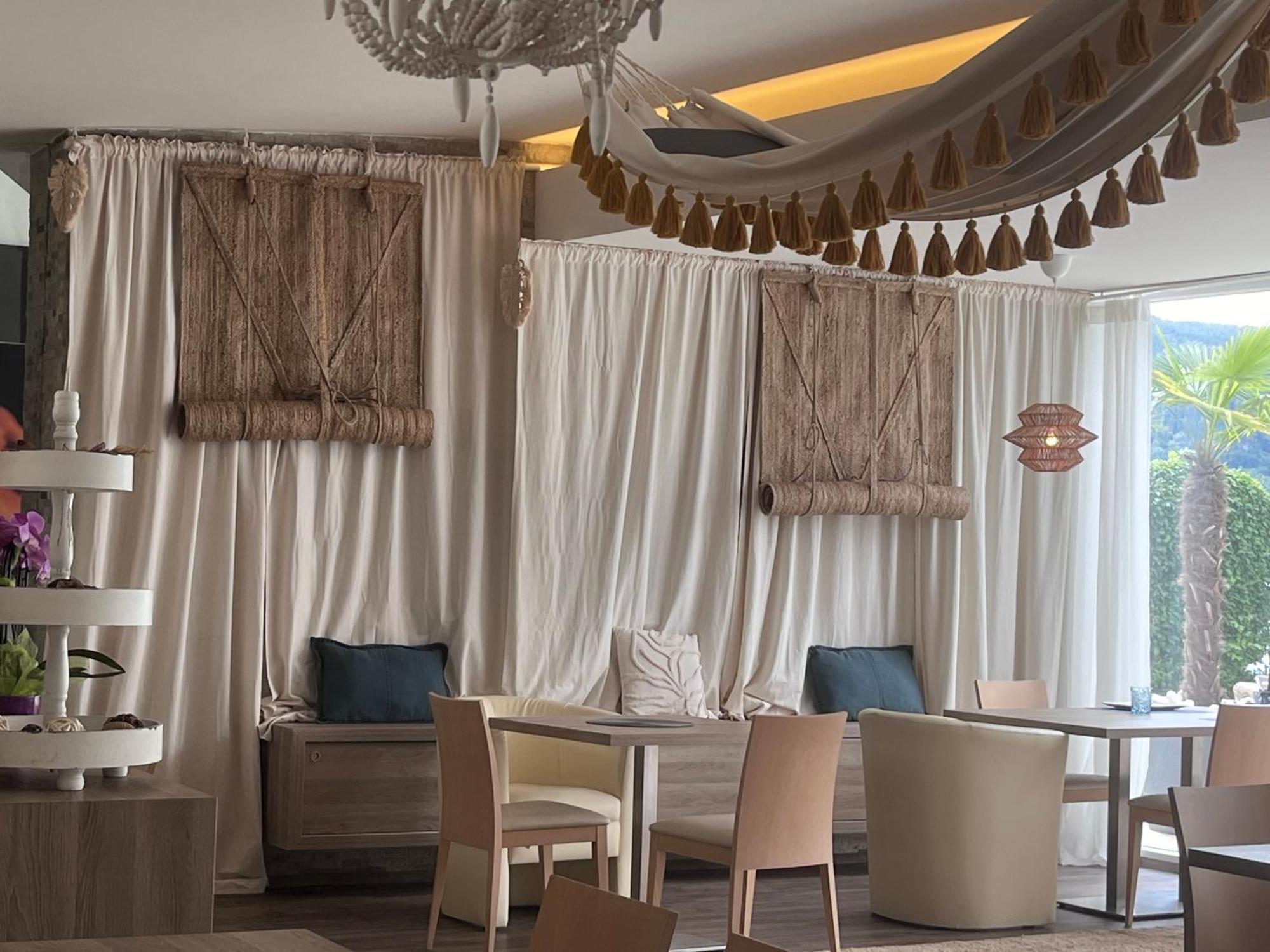 Strandhotel Kaerntnerhof Pörtschach am Wörthersee 외부 사진
